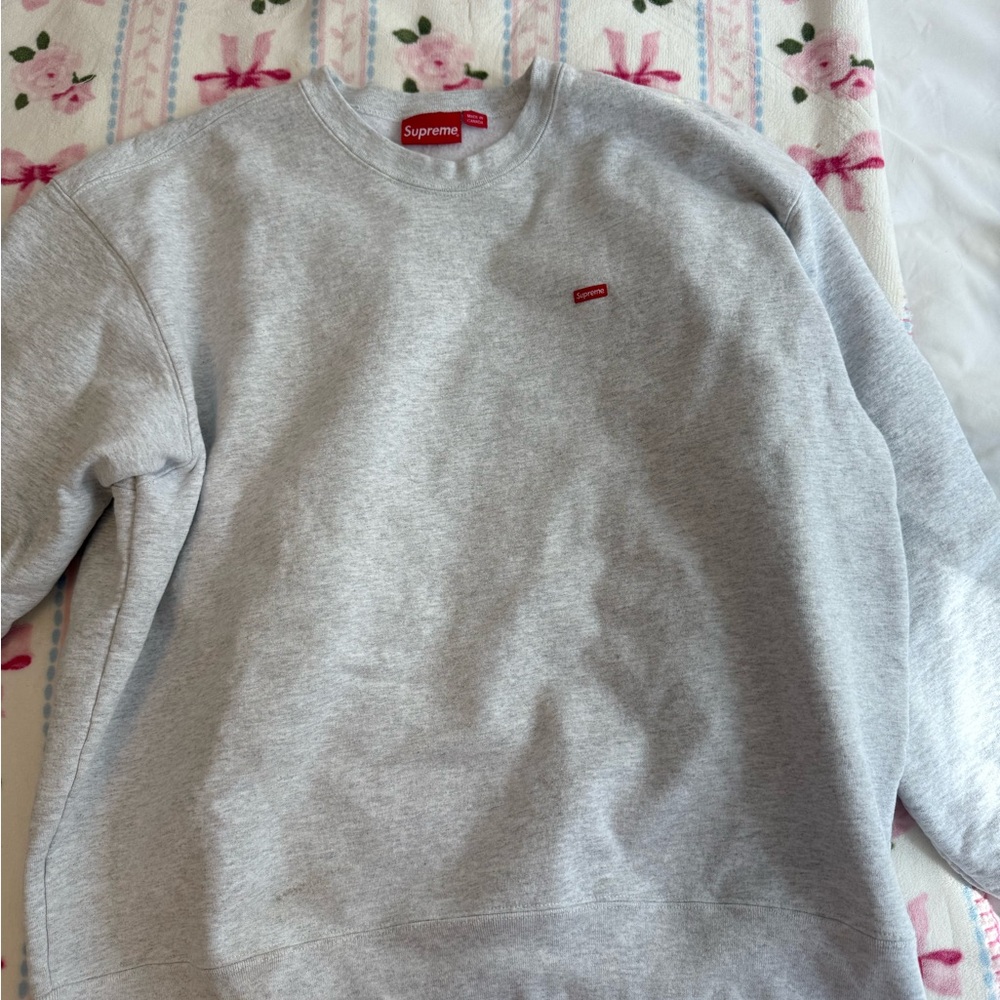 Supreme crewneck